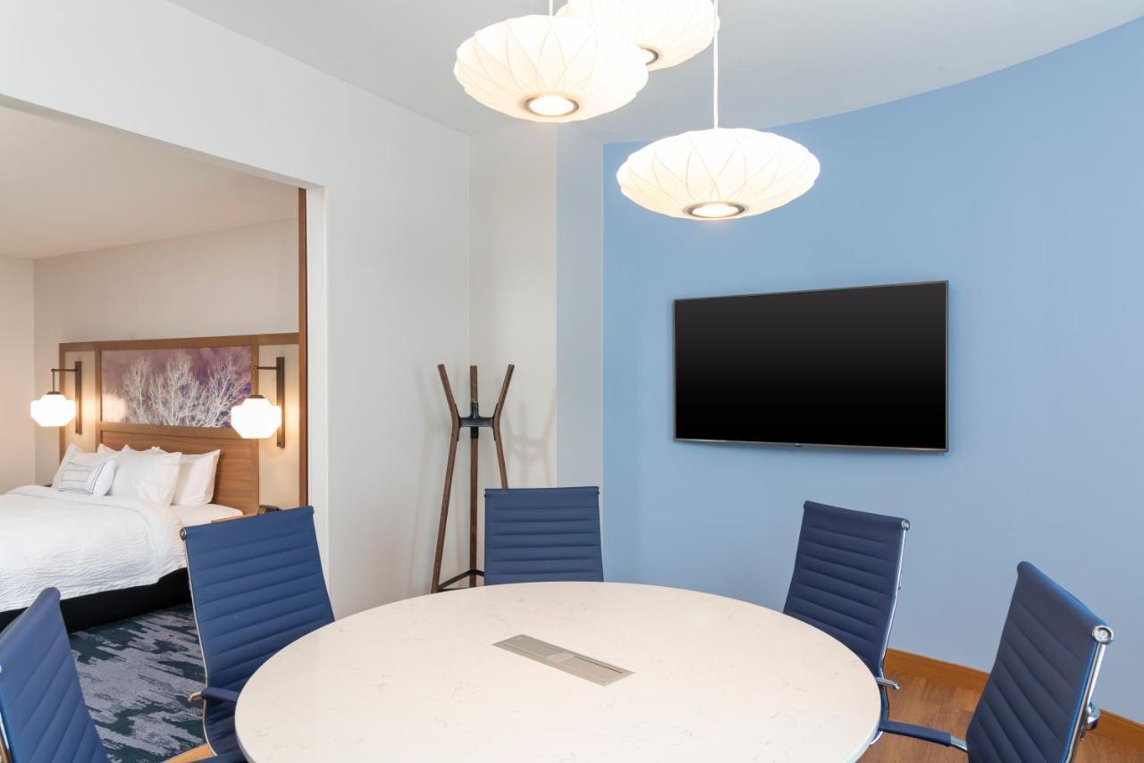 Fairfield Inn & Suites By Marriott Fair Oaks Farms Εξωτερικό φωτογραφία